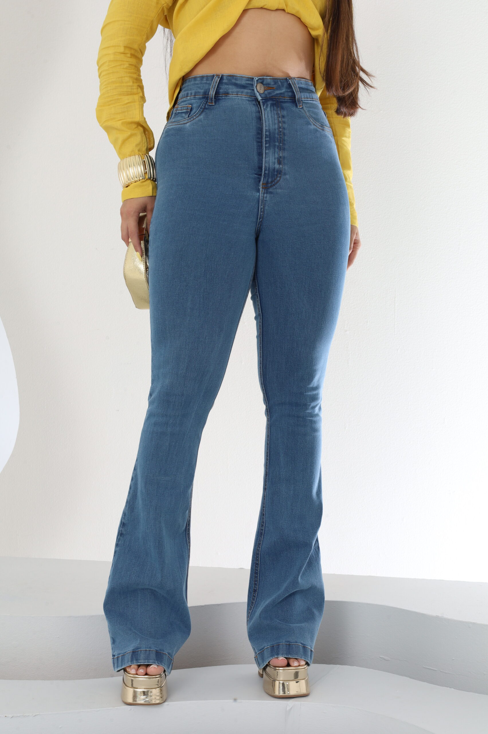 Calça Jeans Flare Feminina – Elegância e Alongamento da Silhueta FURIA Jeans - Imagem 6